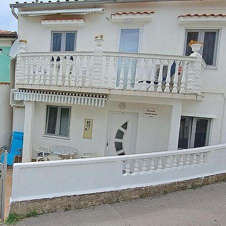 Apartmani Ana-Lora Лопар Экстерьер фото