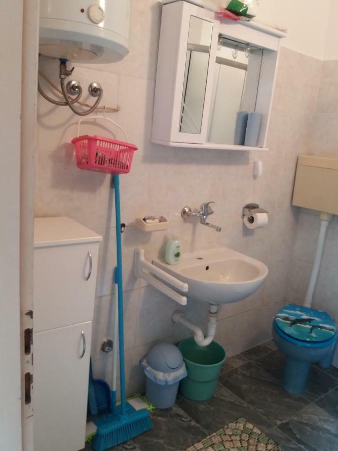 Apartmani Ana-Lora Лопар Экстерьер фото